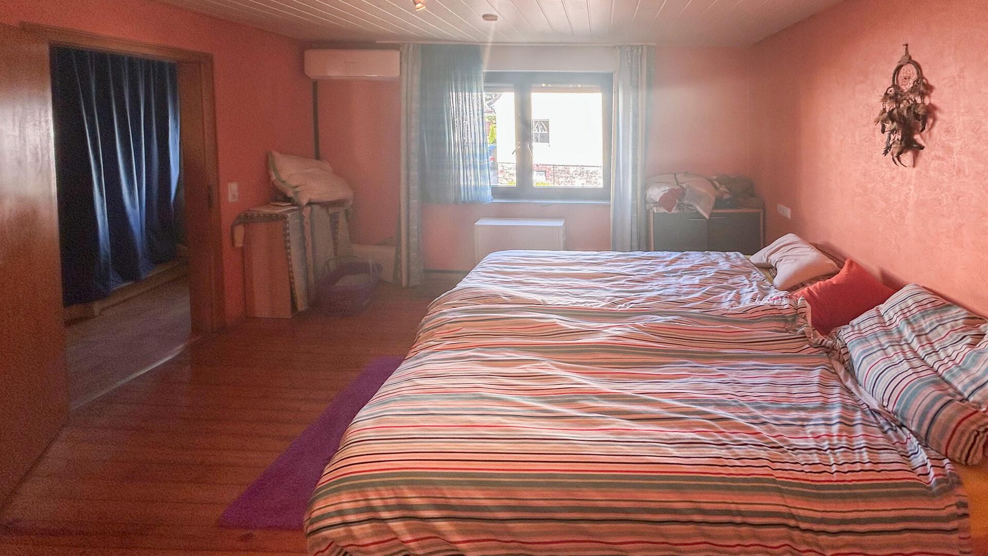 Schlafzimmer OG