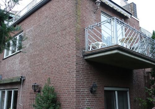 Hausansicht vom Garten aus