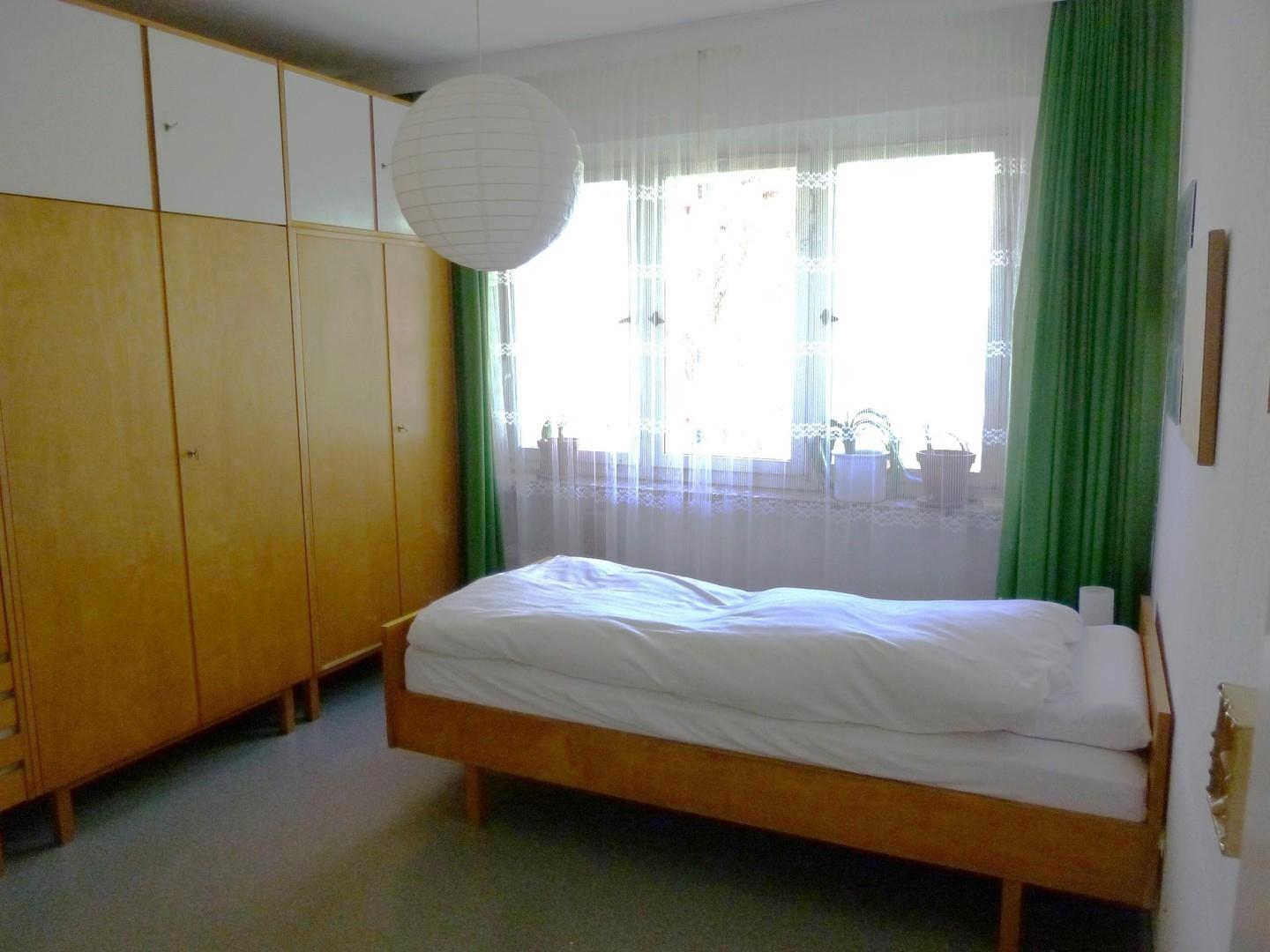 kleines Ost SZ mit Doppelbett 