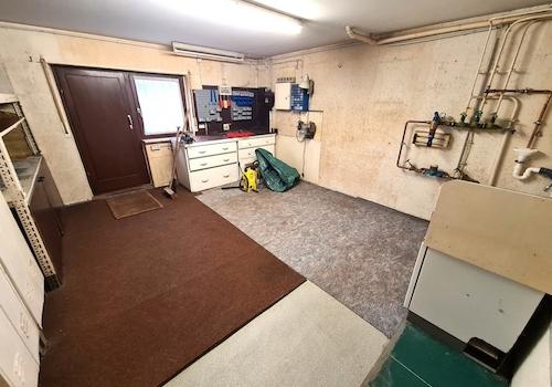 Werkstatt mit Außenzugang