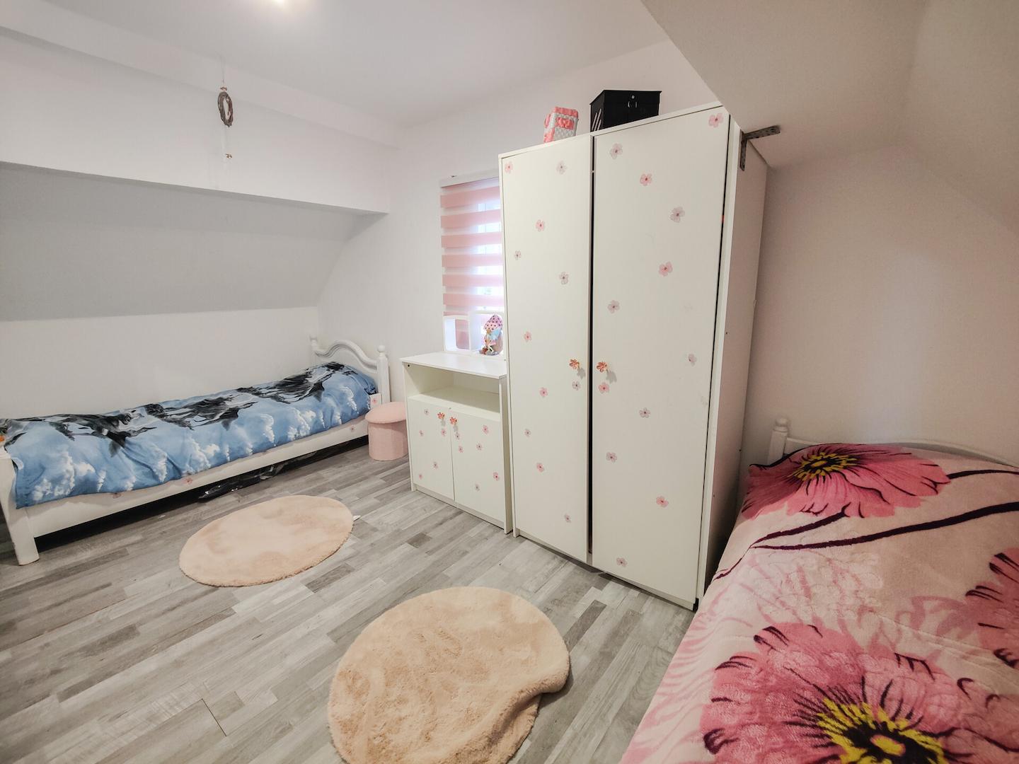 Kinderzimmer DG 
