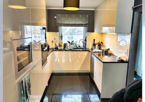 moderne Einbauküche 