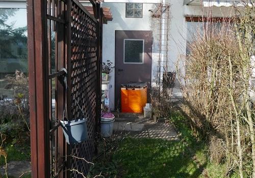 Garten mit Kellereingang