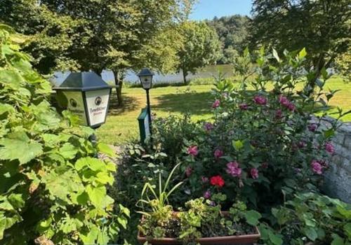 18 DG Garten und Sicht zur Mosel