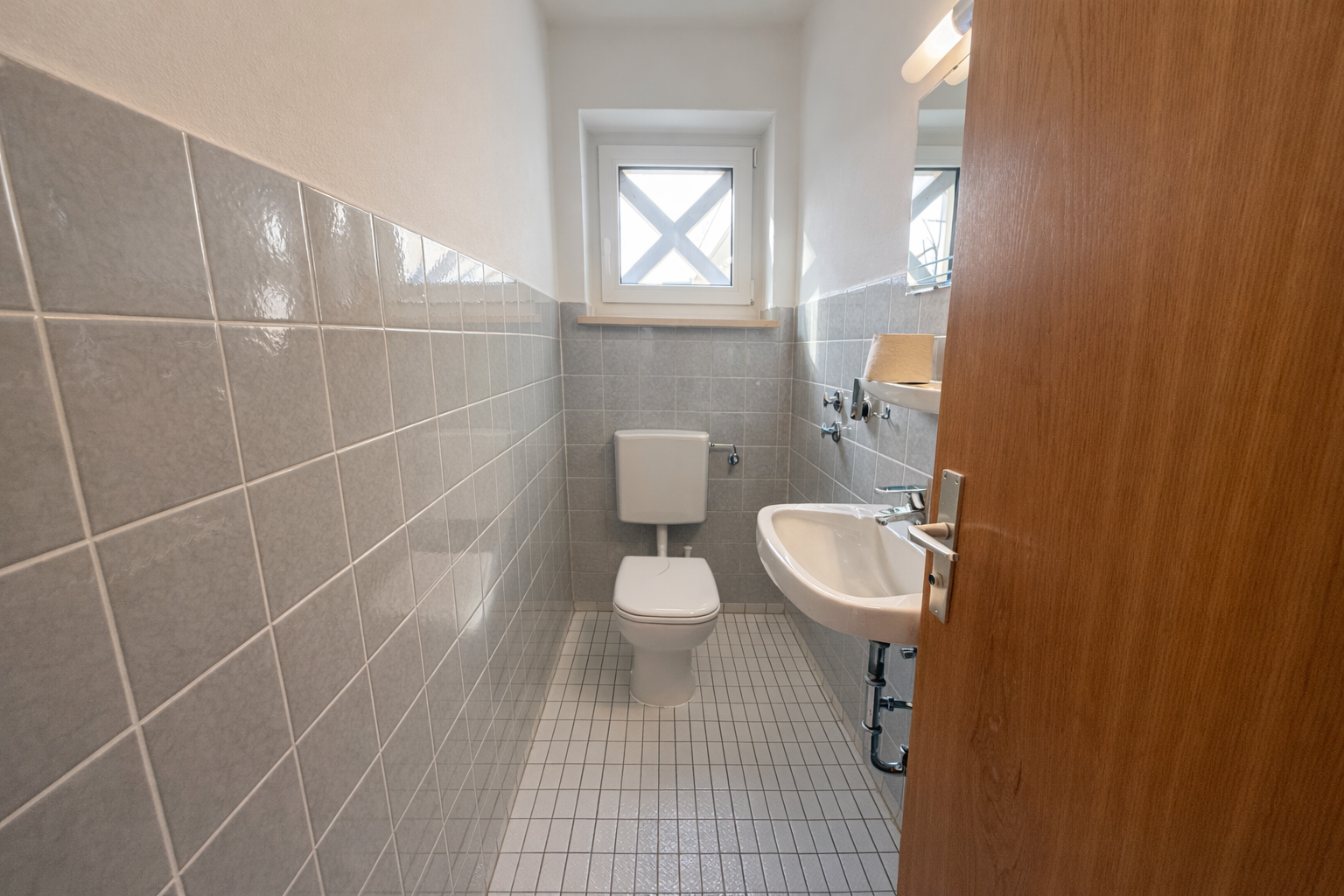 Gäste-WC EG