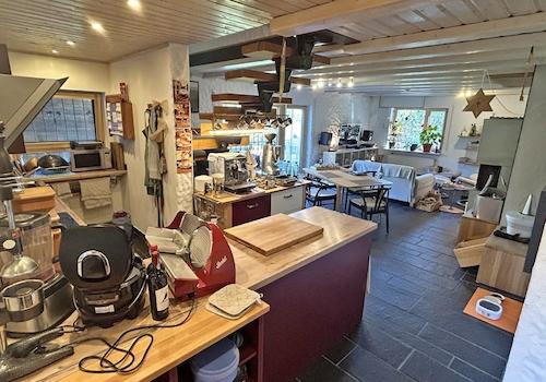 Küche und Wohnbereich