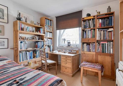 Gäste-/Arbeitszimmer