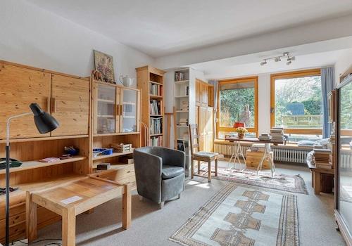 Arbeits-/Kinderzimmer