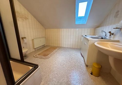 2.Bad mit Küche im 2.DG