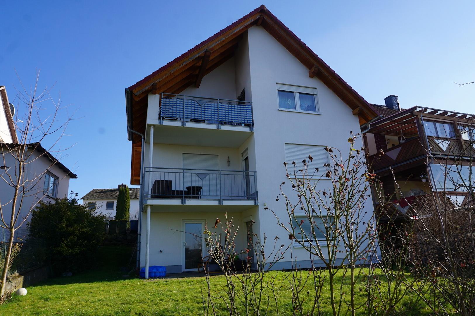 Hausrückseite