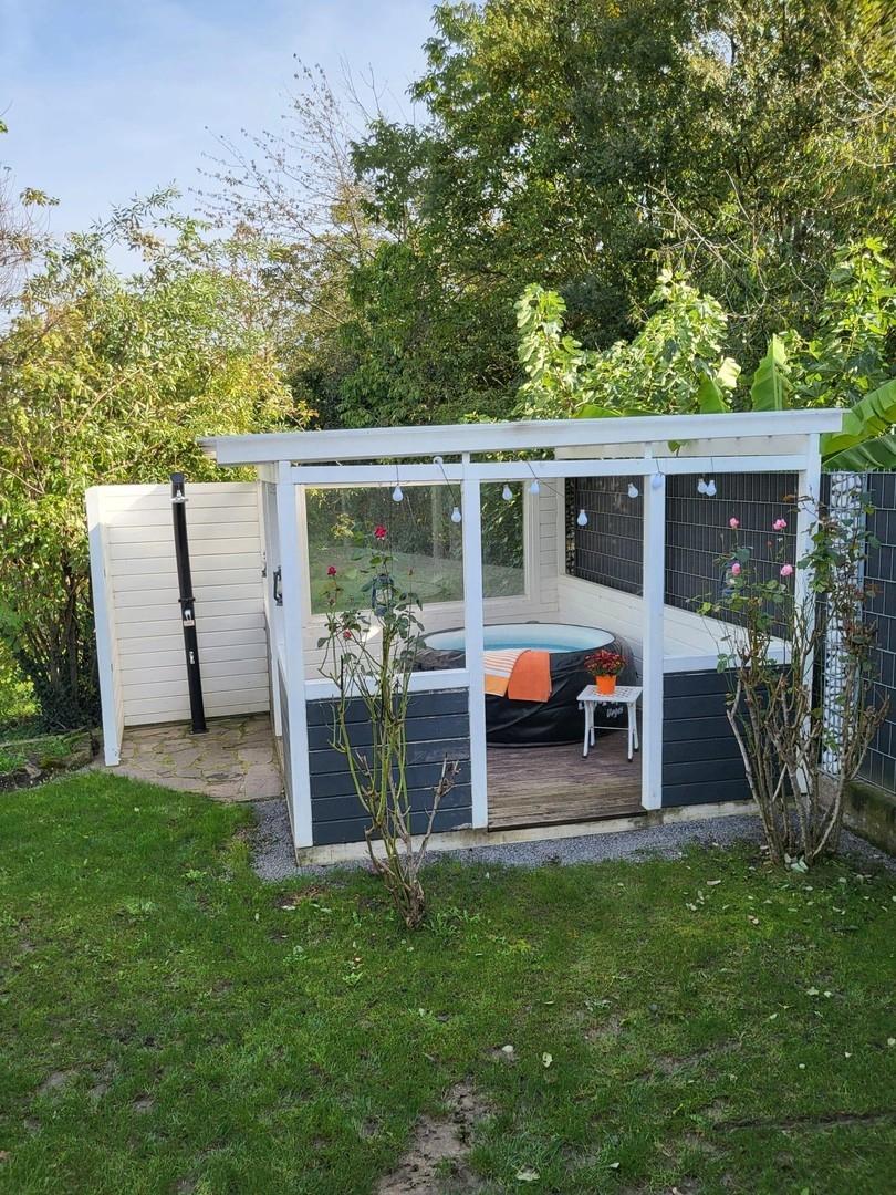 Kleine Terrasse (Wasser Strom)