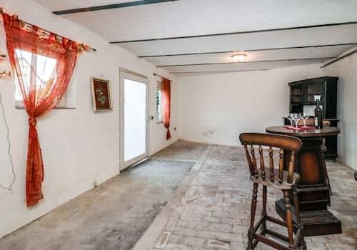 Nebengebäude - Raum 1