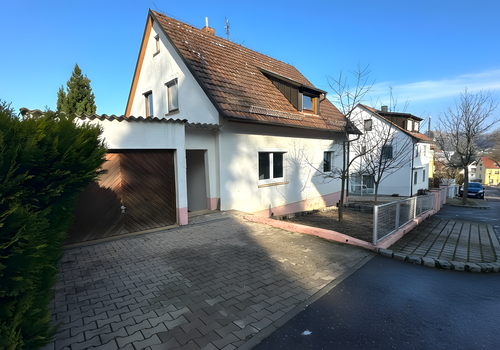 Hausansicht (Straße)