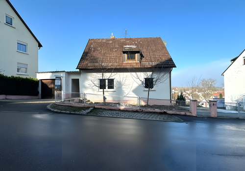 Hausansicht (Straße)