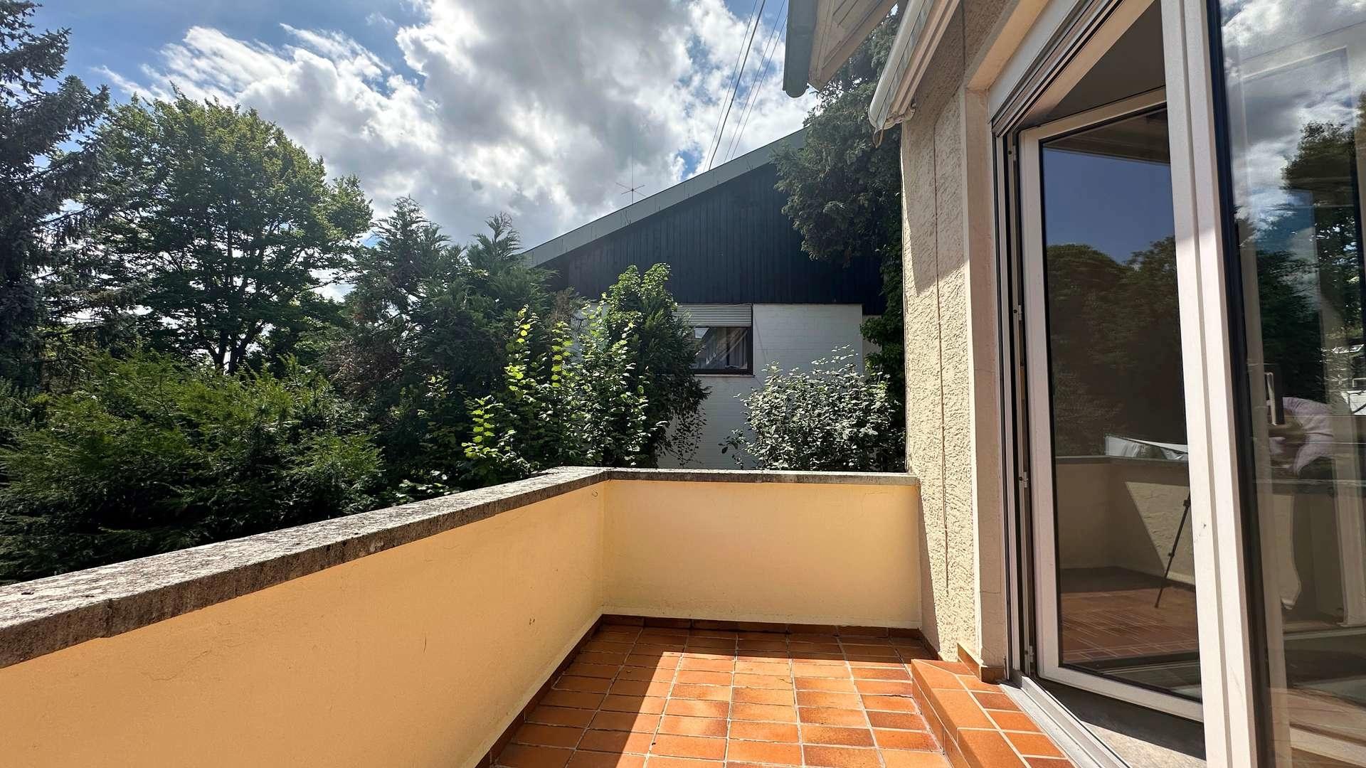 Balkon EG aktuell