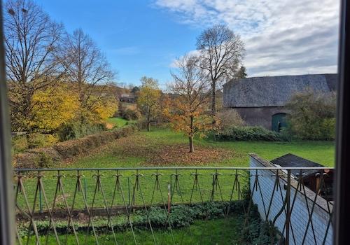 OG, Ausblick vom Balkon