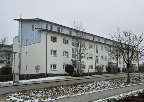 Provisionsfrei* (Von Privat) Elegante 4-Zimmer Wohnung mit Balkon in Heimstetten
