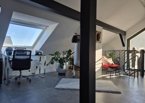 Provisionsfrei* Helle moderne Wohnung direkt vom Eigentümer-Traumlage Top Ausstattung