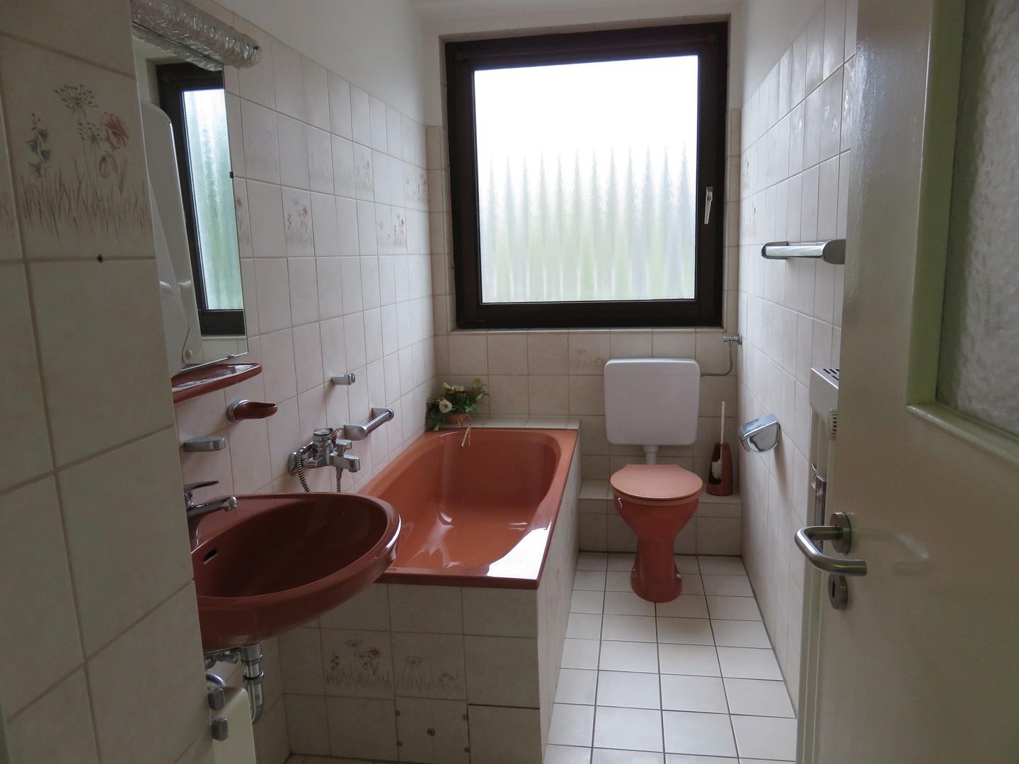 Bad 2 mittlere Etage