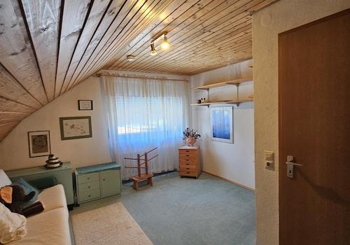 2. Kinderzimmer 1. OG