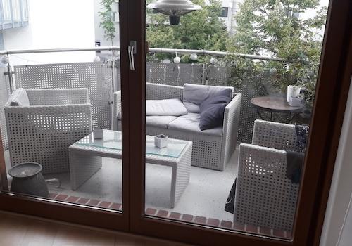 geräumiger Südbalkon 