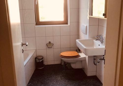 Vollbad mit Extra Dusche