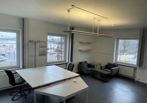 Büro 3 / 2.OG