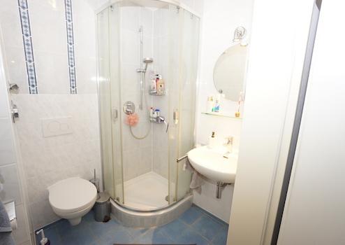 Property thumbnail 13