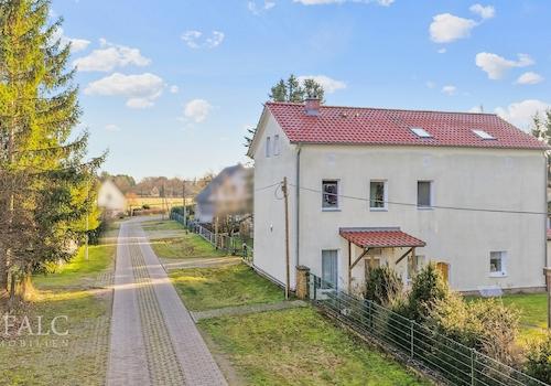 Haus Straßenansicht