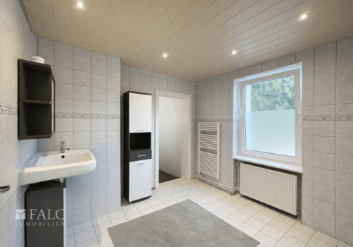 Badezimmer_1OG_Wohnung oben
