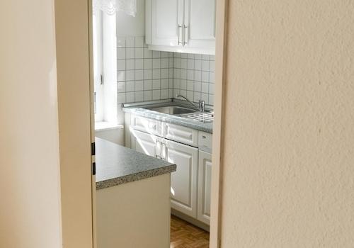 Wohnzimmer blick in Küche