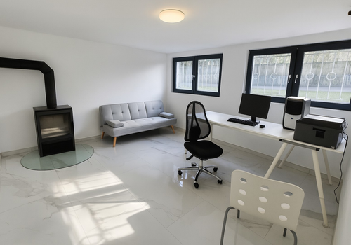 Heller Büro/Hobbyr. mit Kamin 