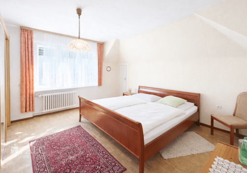 Schlafzimmer OG