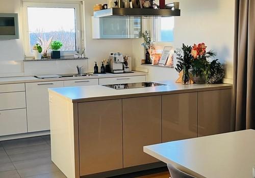 Blick in die offene Küche