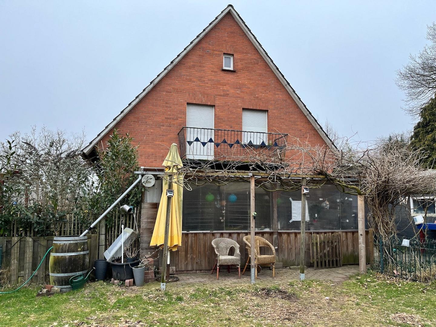 Rückwertige Ansicht