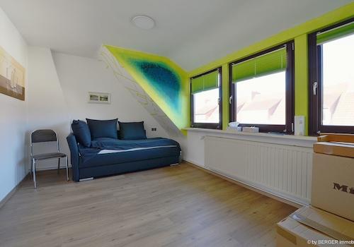 Gäste-/Kinderzimmer DG