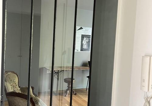 Arbeits-/Schlafzimmer