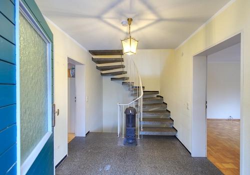 Eingang, Treppenhaus