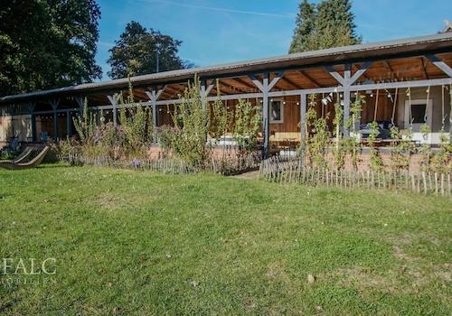 Nebengebäude mit Atelier