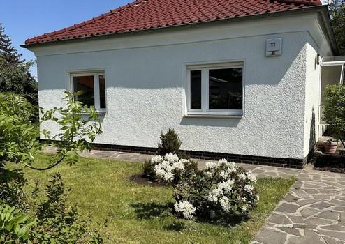 Möbliertes Einfamilienhaus in Berlin - Rudow  (Mindestmietzeit 2 Monate)