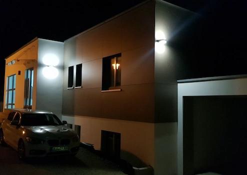 Property thumbnail 2