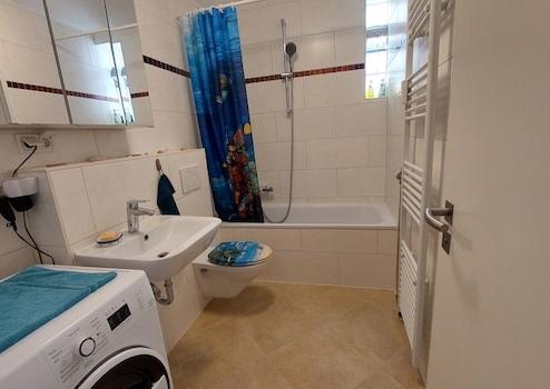 Property thumbnail 11