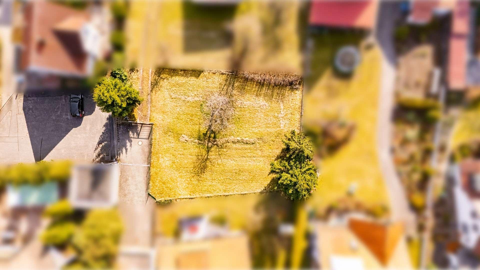 Grundstück