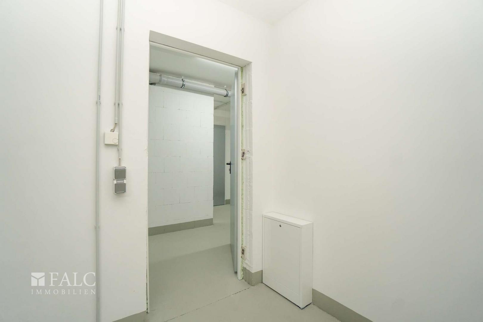 Eingangstür zum Raum