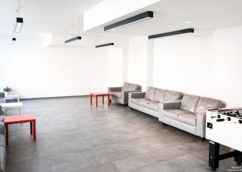 Property thumbnail 6