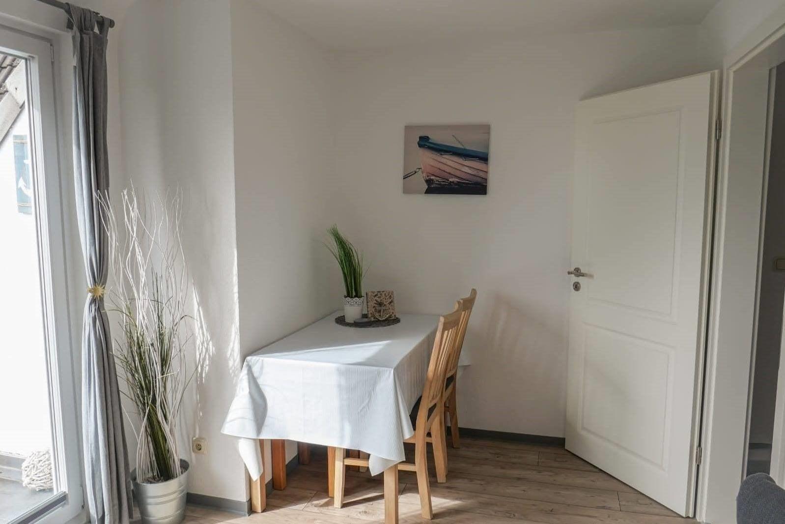 Backbord Wohnzimmer