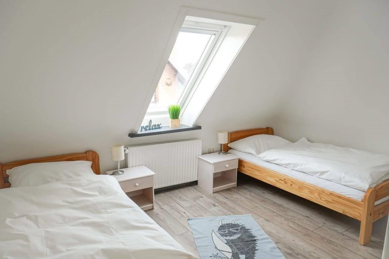 Backbord Kinderzimmer 2