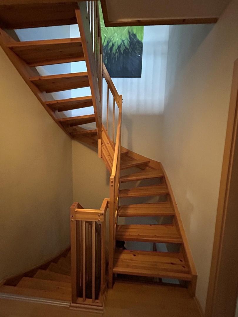 Treppe 1. OG -> 2. OG
