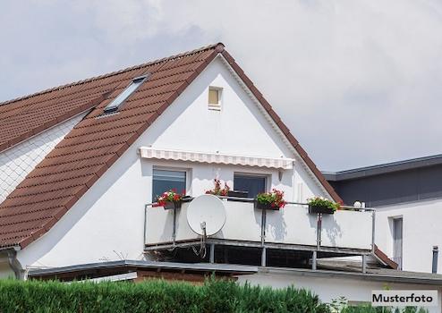 2 verbundene Wohnungen nebst Balkon