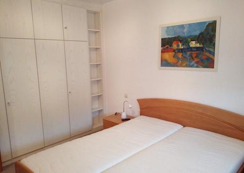 Property thumbnail 9